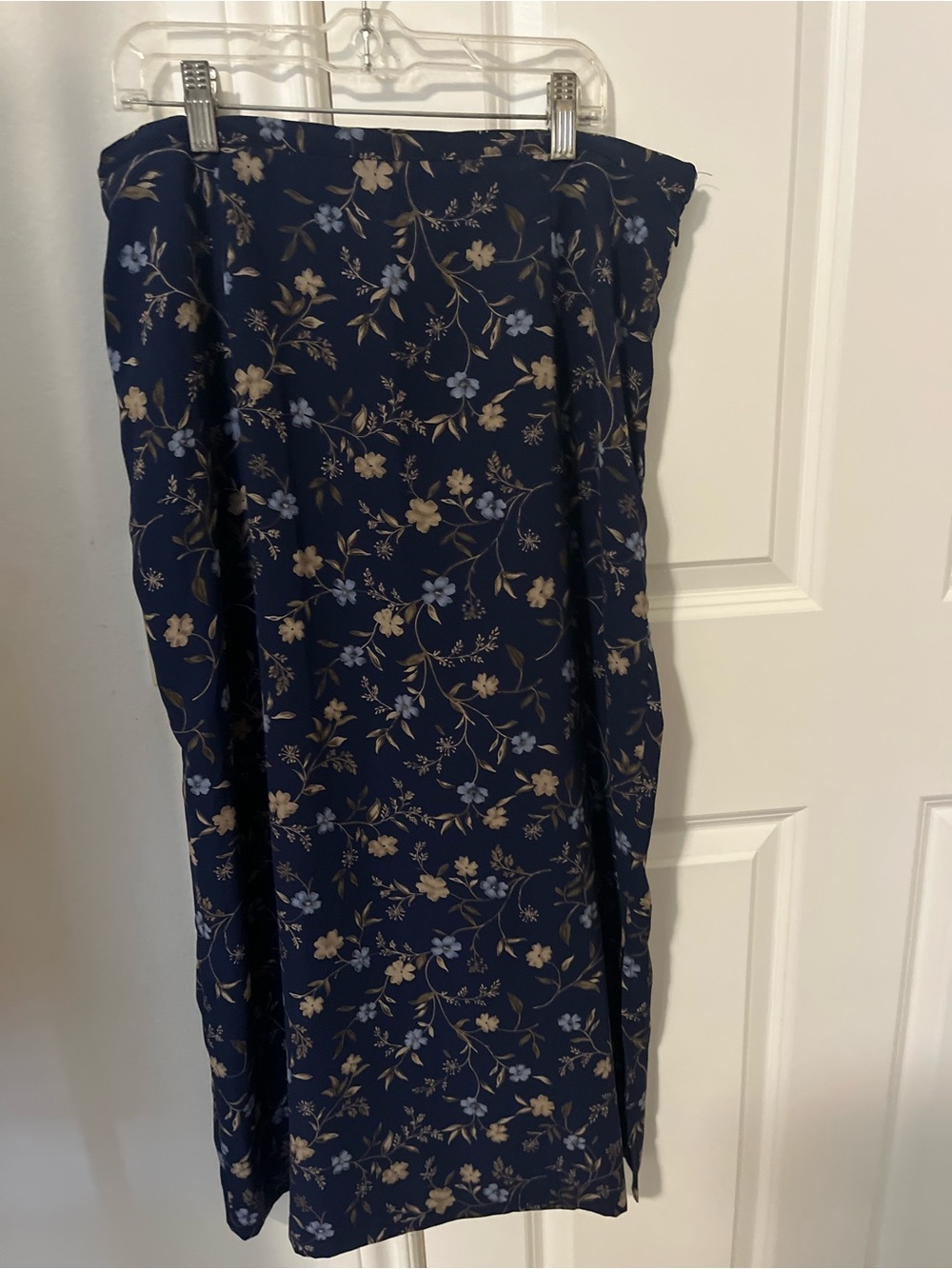 Laura Scott Navy Floral Skirt with Cream and Light Blue Blossoms